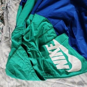 Nike wind breaker